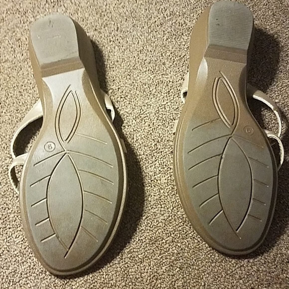 Sandals - Picture 2 of 3